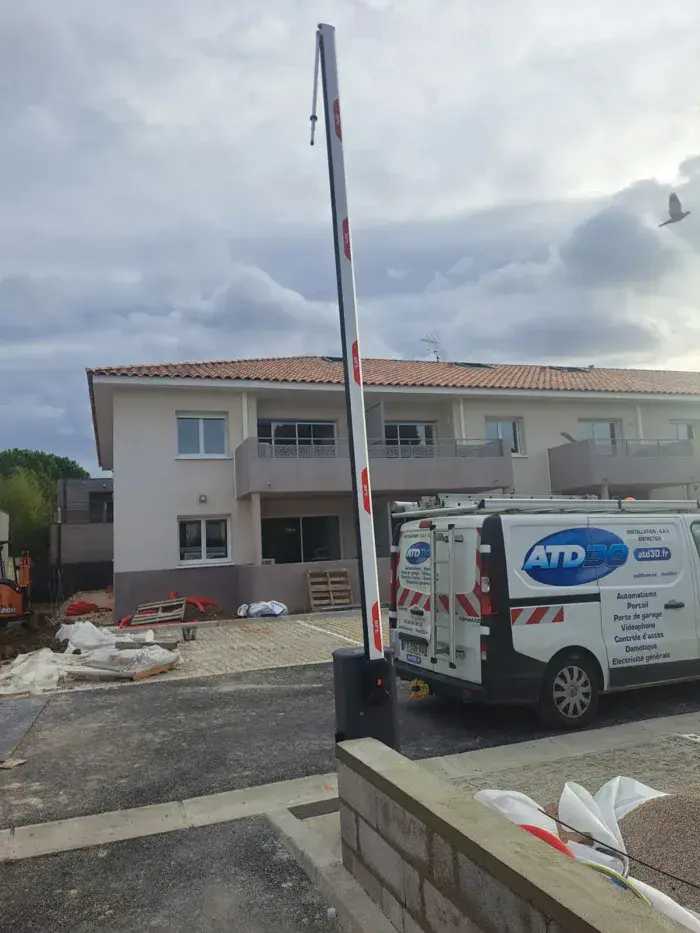 Barriere BFT Giotto posé par ATD 30 à Caveirac